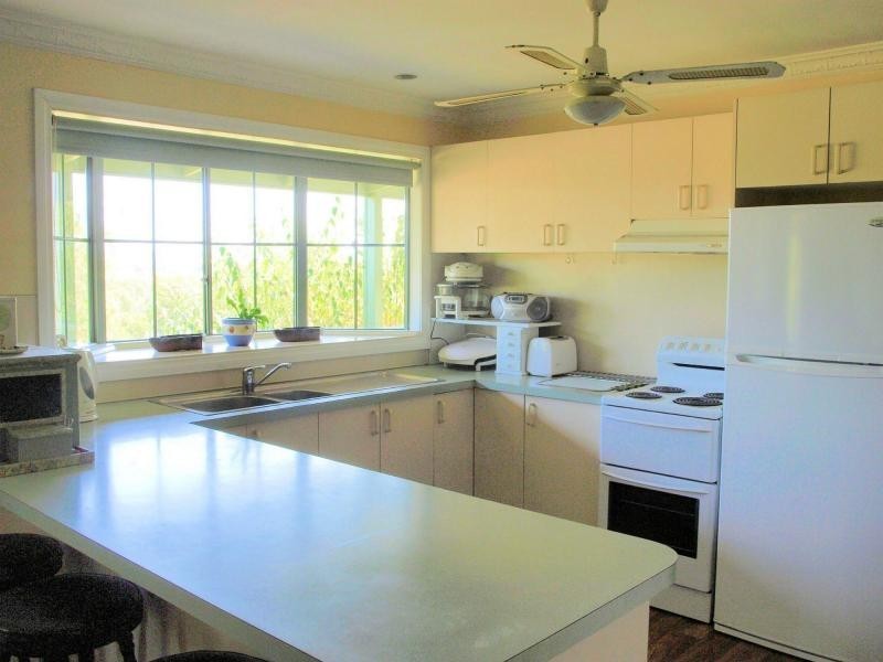 29 Horsburgh Court, Heathcote VIC 3523