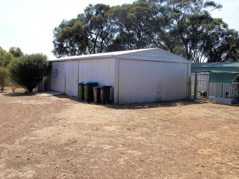 29 Horsburgh Court, Heathcote VIC 3523