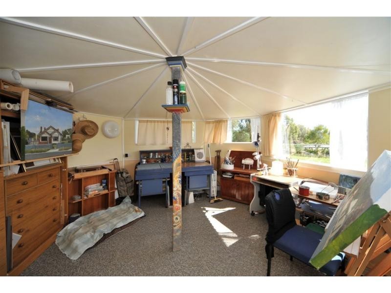 29 Horsburgh Court, Heathcote VIC 3523