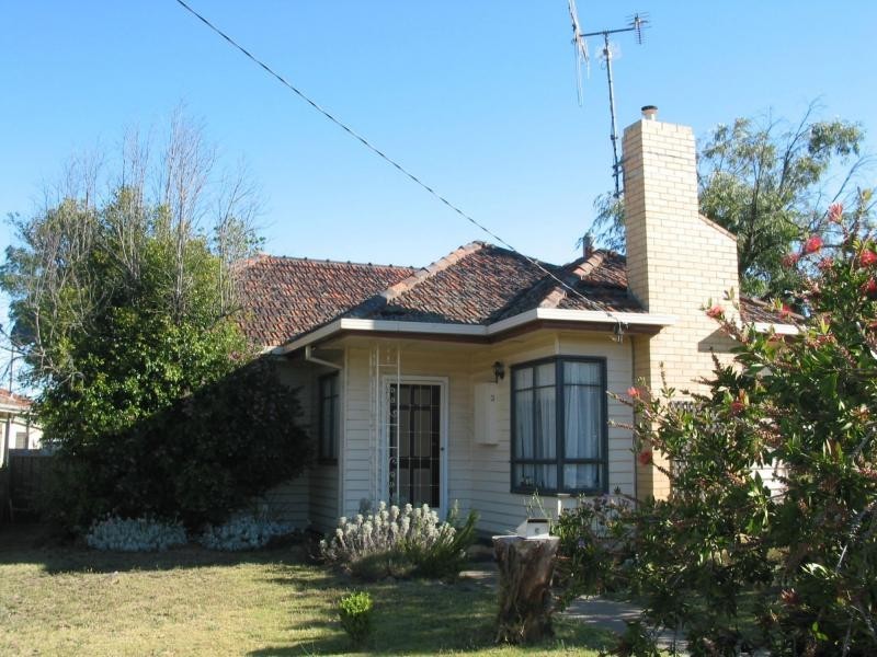3 Stanfield Street, Long Gully VIC 3550