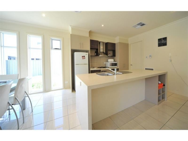 8 The Boulevard, Bendigo VIC 3550