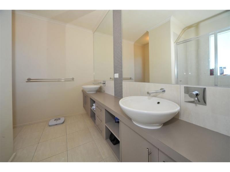 8 The Boulevard, Bendigo VIC 3550