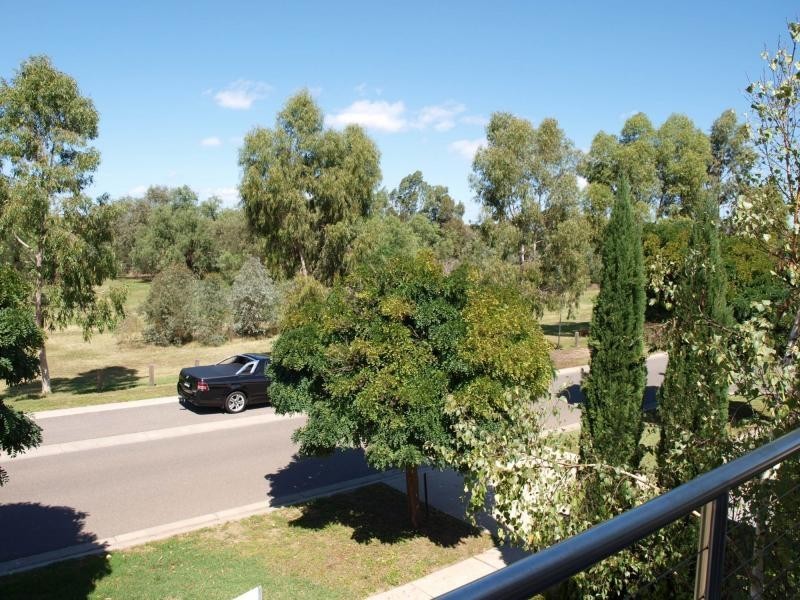 8 The Boulevard, Bendigo VIC 3550