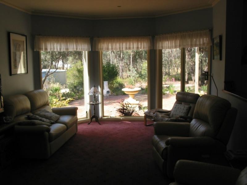 14 Tandarri Road, Junortoun VIC 3551