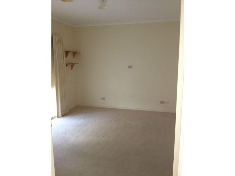 12 Bourke Street, Strathdale VIC 3550