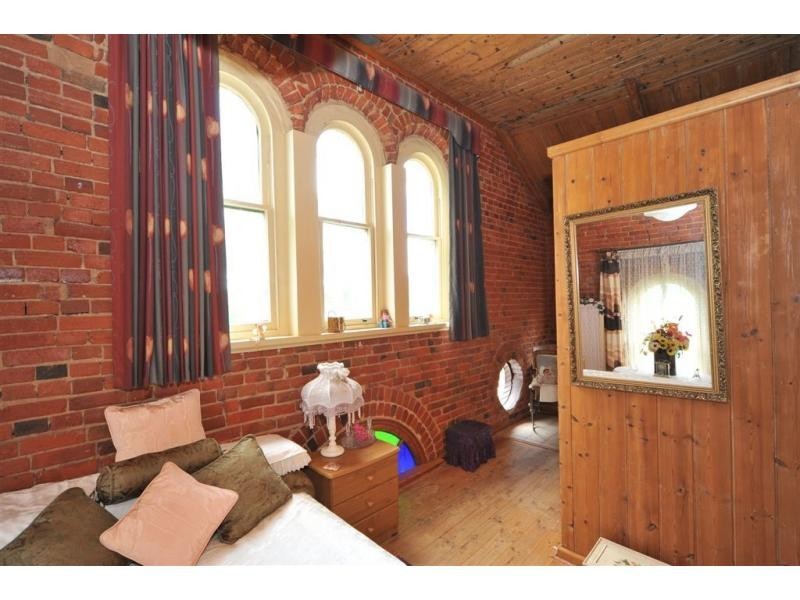 55 Grant Street North, Inglewood VIC 3517