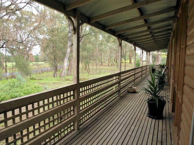 11 Codes Lane, Heathcote VIC 3523