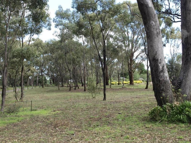 11 Codes Lane, Heathcote VIC 3523