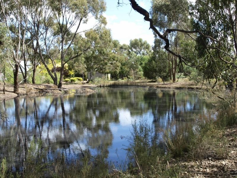 11 Codes Lane, Heathcote VIC 3523