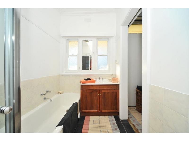 11 Elliott Street, Golden Square VIC 3555