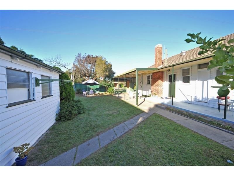 11 Elliott Street, Golden Square VIC 3555