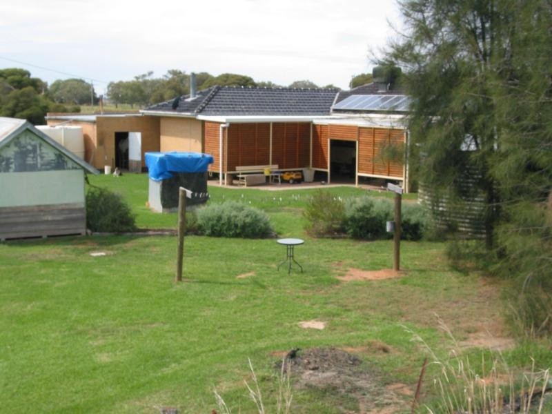842 Dingee Serpentine Road, Dingee VIC 3571