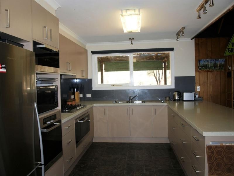 185 Youngs Lane, Heathcote VIC 3523