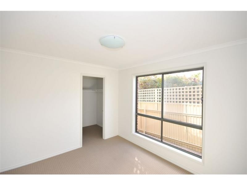 Unit 1and 2/19 Station Street, Kangaroo Flat VIC 3555