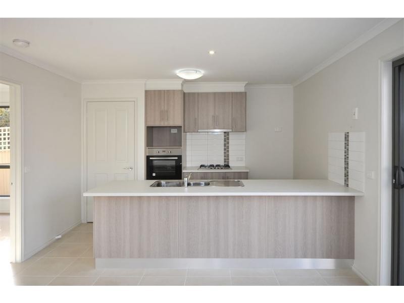 Unit 1and 2/19 Station Street, Kangaroo Flat VIC 3555