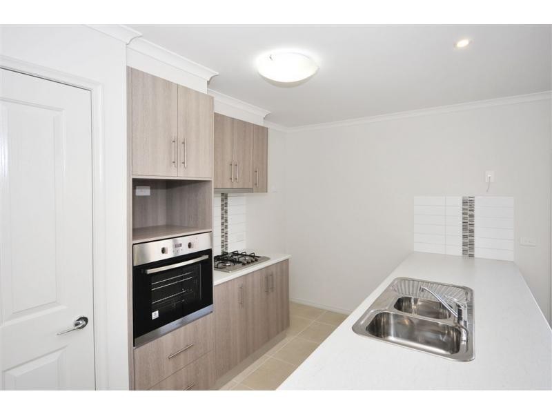 Unit 1and 2/19 Station Street, Kangaroo Flat VIC 3555