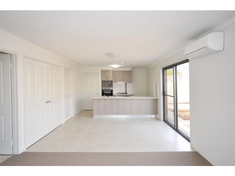 Unit 1and 2/19 Station Street, Kangaroo Flat VIC 3555