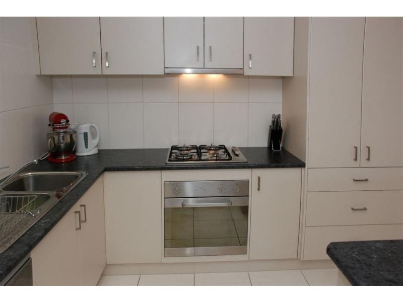 Villa 3/6 Friswell Avenue, Flora Hill VIC 3550