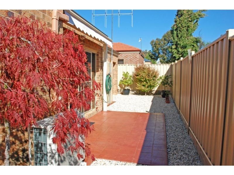 Villa 3/6 Friswell Avenue, Flora Hill VIC 3550