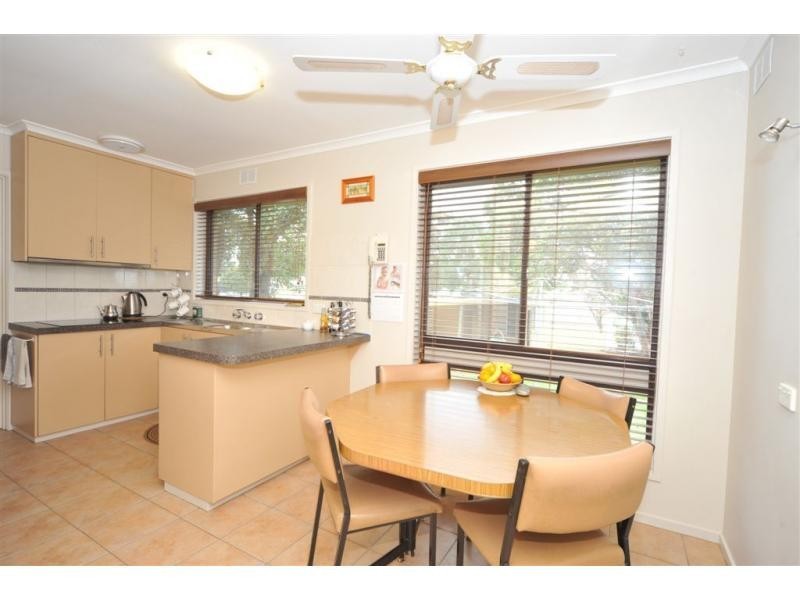 22 Taylor Street, California Gully VIC 3556