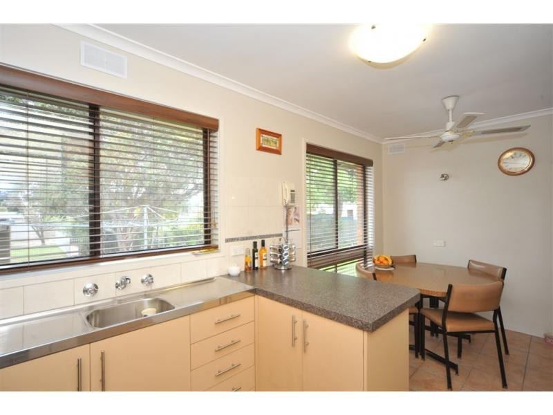 22 Taylor Street, California Gully VIC 3556