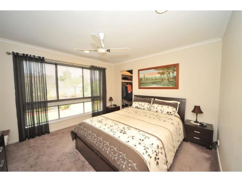 22 Taylor Street, California Gully VIC 3556