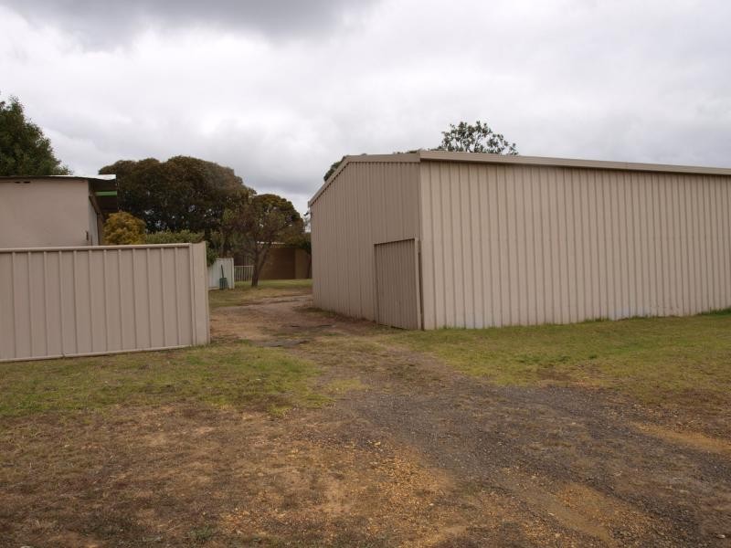 22 Taylor Street, California Gully VIC 3556