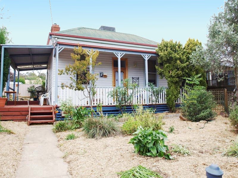 219 Allingham Street, Kangaroo Flat VIC 3555