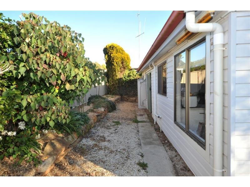 219 Allingham Street, Kangaroo Flat VIC 3555