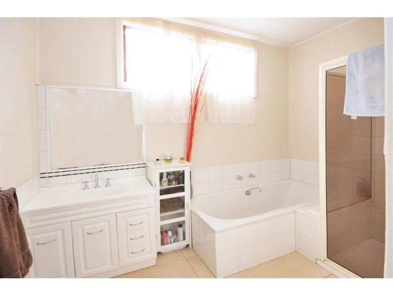 31 Green Street, California Gully VIC 3556