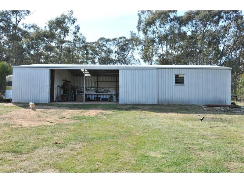 64 Native Gully Crescent, Strathfieldsaye VIC 3551