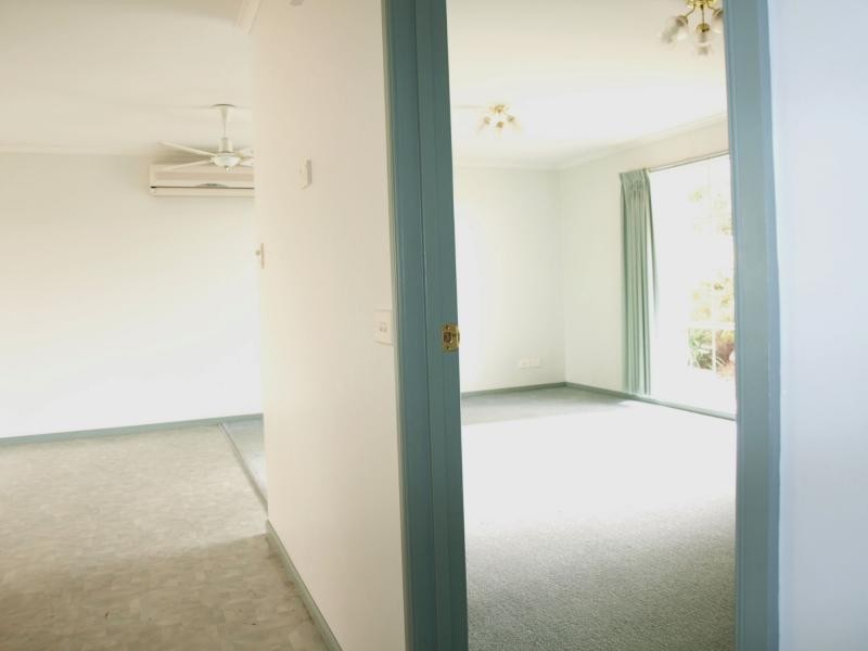 27 Queen Street, Kangaroo Flat VIC 3555