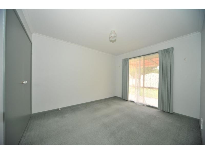 27 Queen Street, Kangaroo Flat VIC 3555