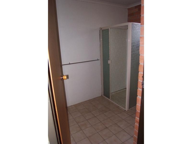 2A Houston Street, Quarry Hill VIC 3550