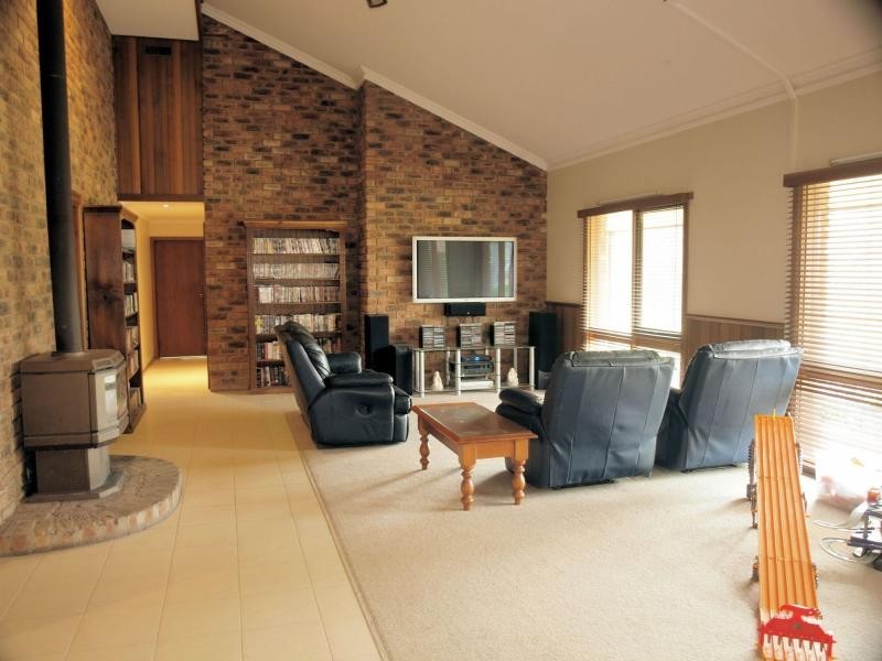 49 Beilharz Road, Ravenswood VIC 3453