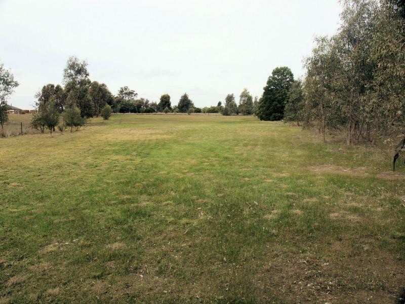 74 Wild Cherry Road, Lockwood South VIC 3551