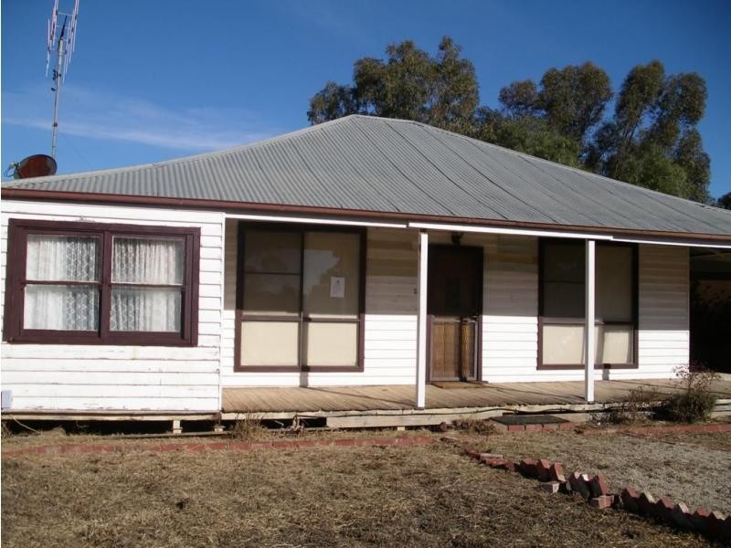 216 Best Street, Sea Lake VIC 3533