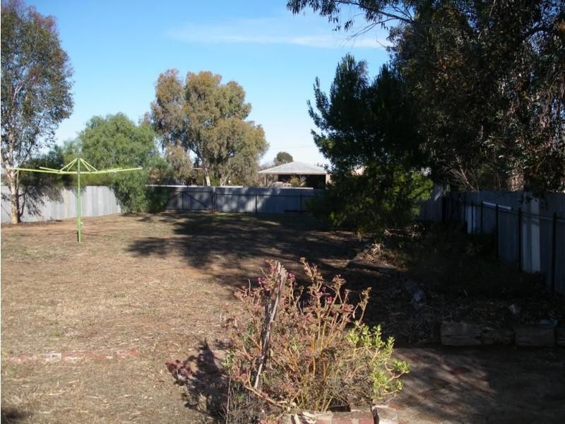 216 Best Street, Sea Lake VIC 3533