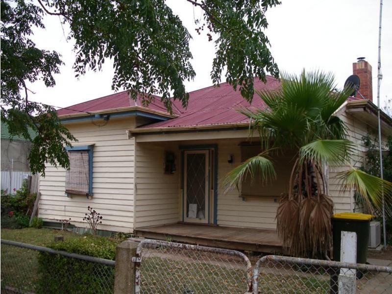 74 Mudge Street, Sea Lake VIC 3533