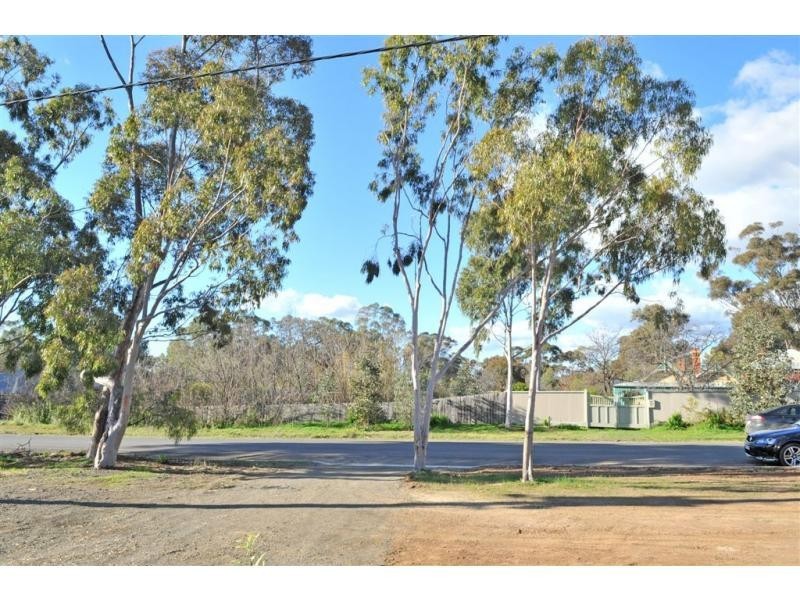 54 Green Street, California Gully VIC 3556