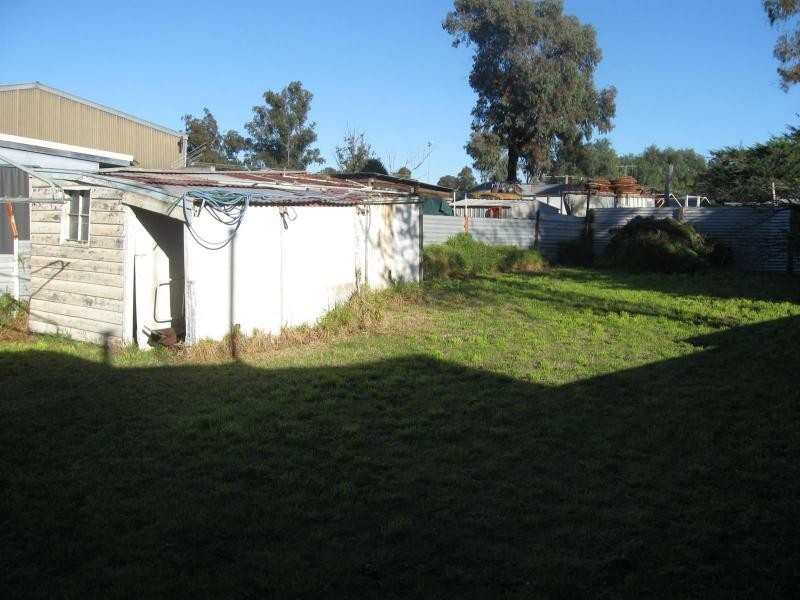 325 Eaglehawk Road, California Gully VIC 3556