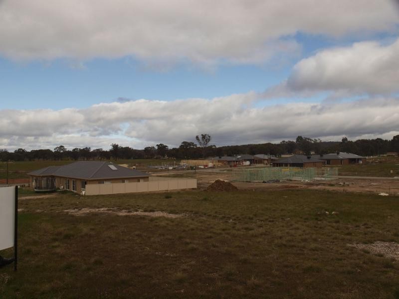 3 Charlbert Place, Strathfieldsaye VIC 3551