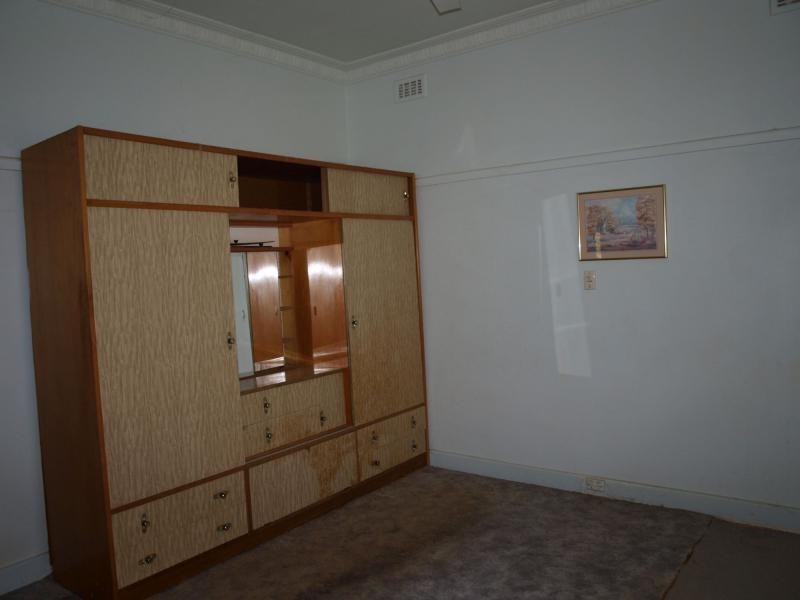 2 Hammill Street, Kangaroo Flat VIC 3555