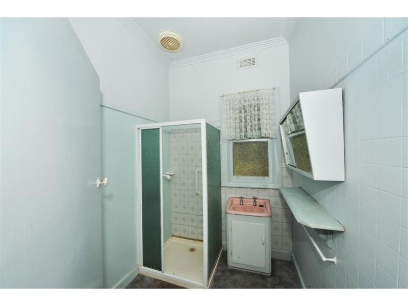 2 Hammill Street, Kangaroo Flat VIC 3555