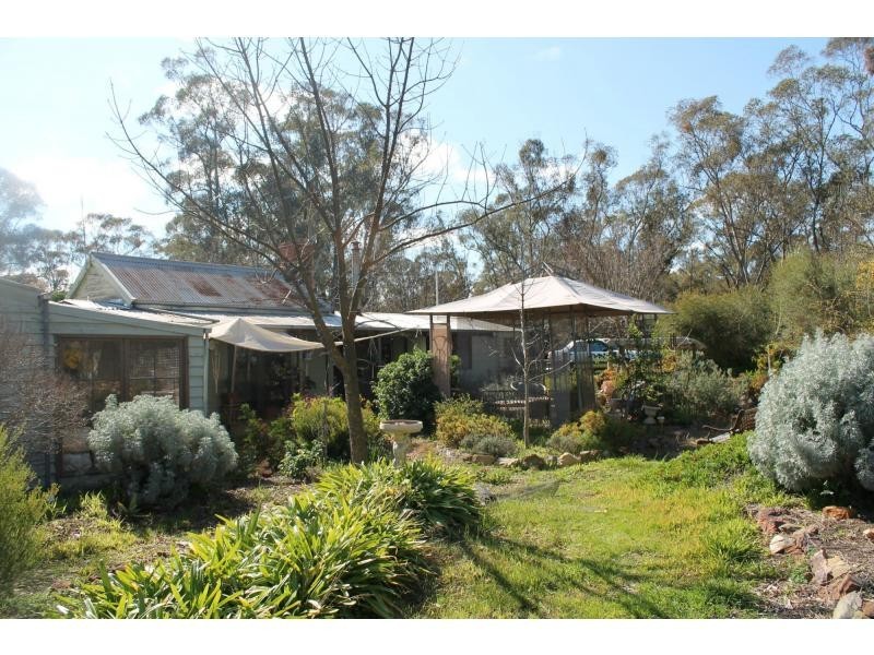 8 Commercial Road, Tarnagulla VIC 3551