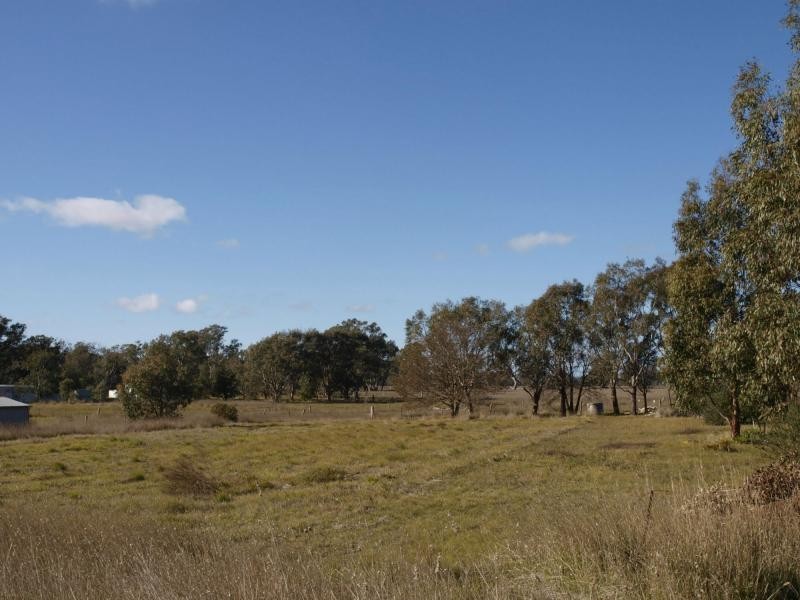 Lot 1&2 Heathcote/Redesdale Road, Mia Mia VIC 3444