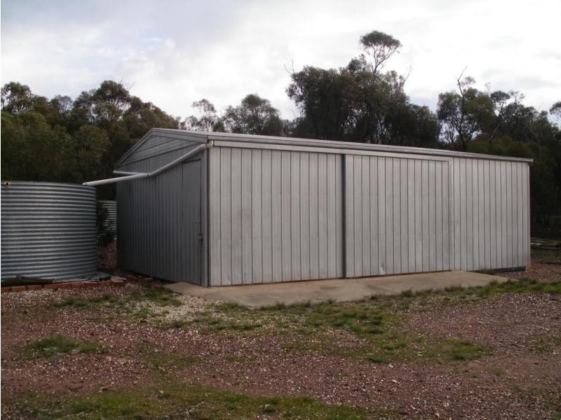 2a Aldridges/24 Munro Road, Neilborough VIC 3570
