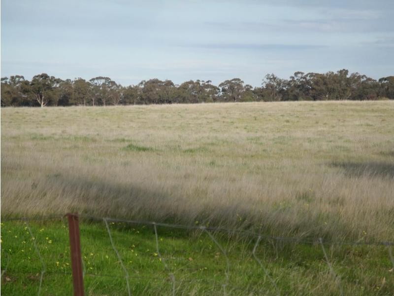 2a Aldridges/24 Munro Road, Neilborough VIC 3570