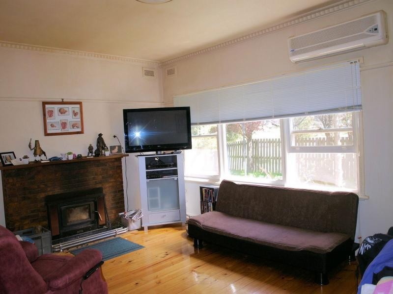 24 Hospital Street, Heathcote VIC 3523