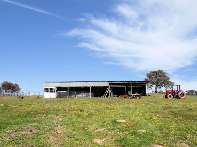 1270 Dairy Flat Road, Heathcote VIC 3523